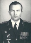 Командир.